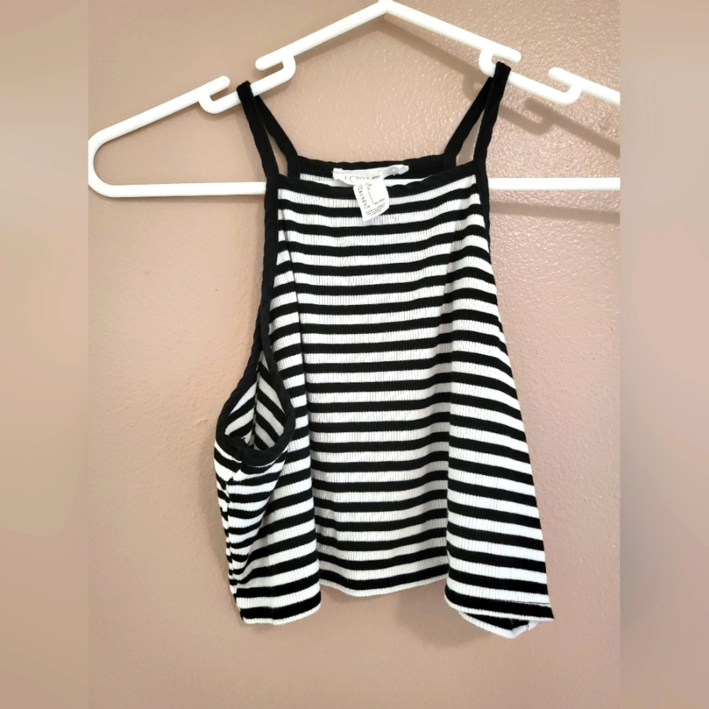 F21 large b/w striped crop tank top